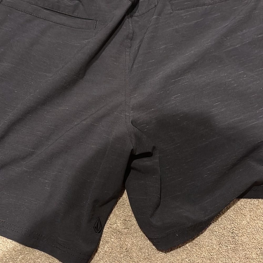 Volcom Modtech Board Shorts Trunks Sz Xl Pocket S… - image 5